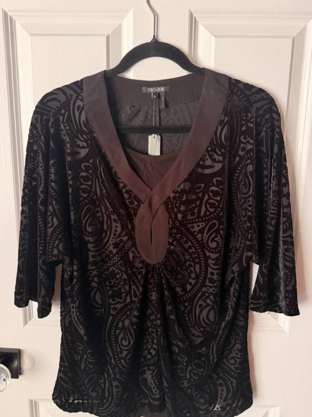 NWT NIC+ZOE Black Velvet Paisley Tunic Top